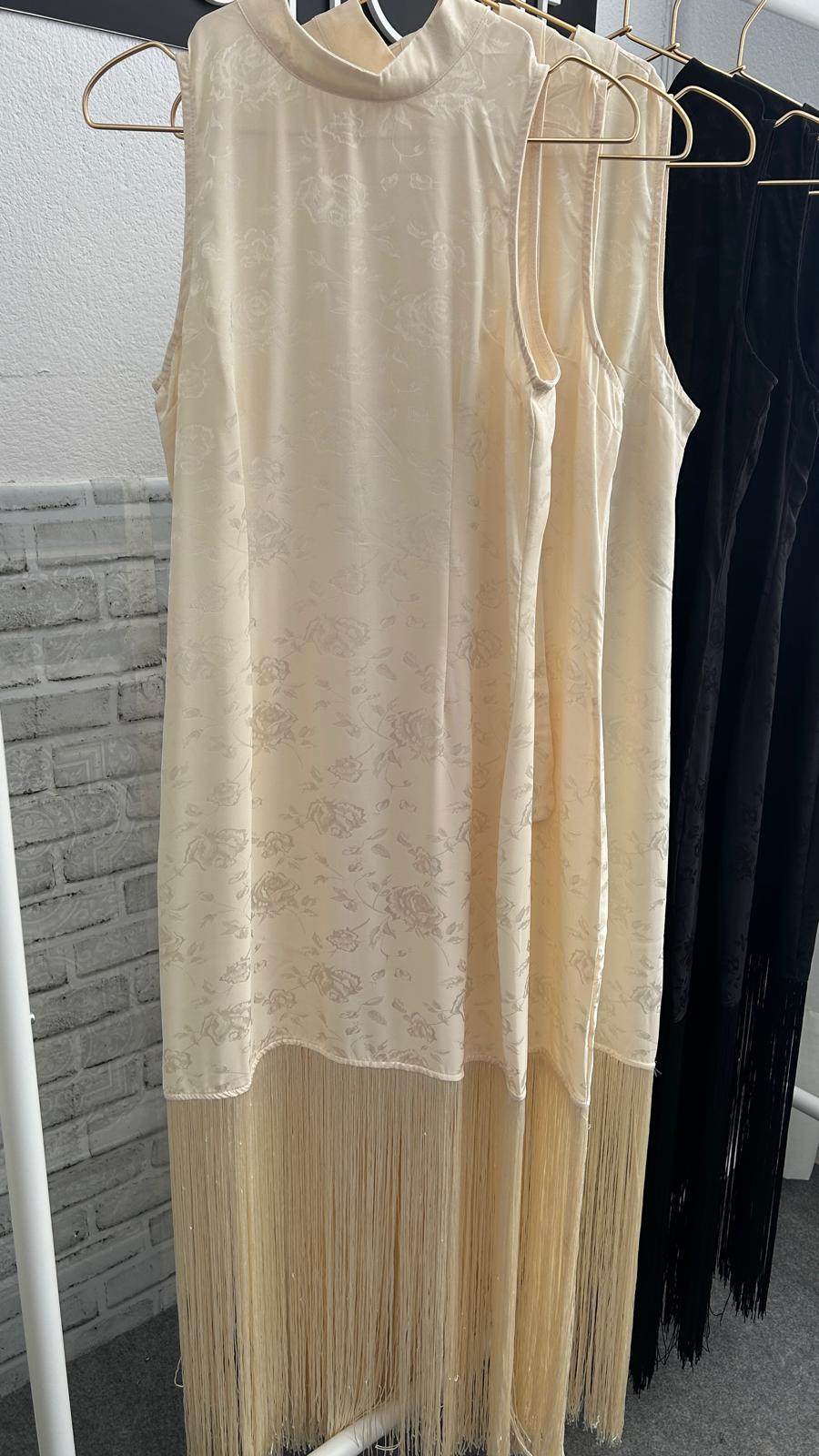 VESTIDO FLECOS BEIGE