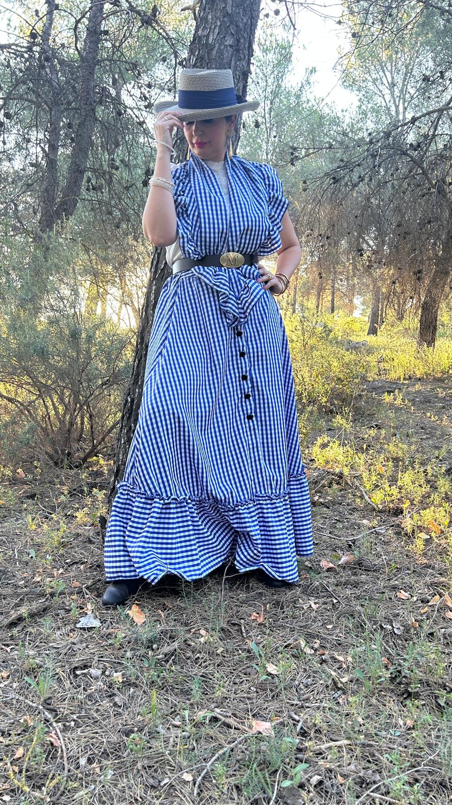 FALDA Y PICO AZUL